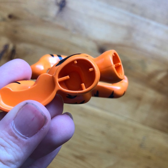 Disney Tigger lego figure - Picture 5 of 5